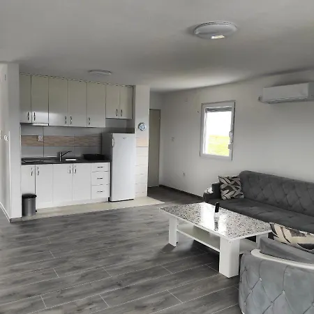 Vikendica Sa Bazenom Stasa Villa Banja Luka