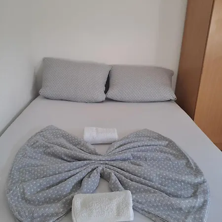 Villa Vikendica Sa Bazenom Stasa