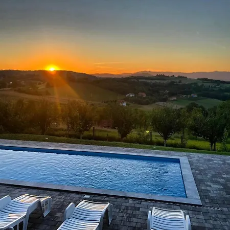 Vikendica Sa Bazenom Stasa バニャ・ルカ